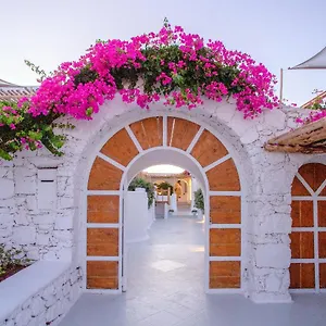 Aparthotel Apsenti Couples Only, Agios Ioannis Diakoftis