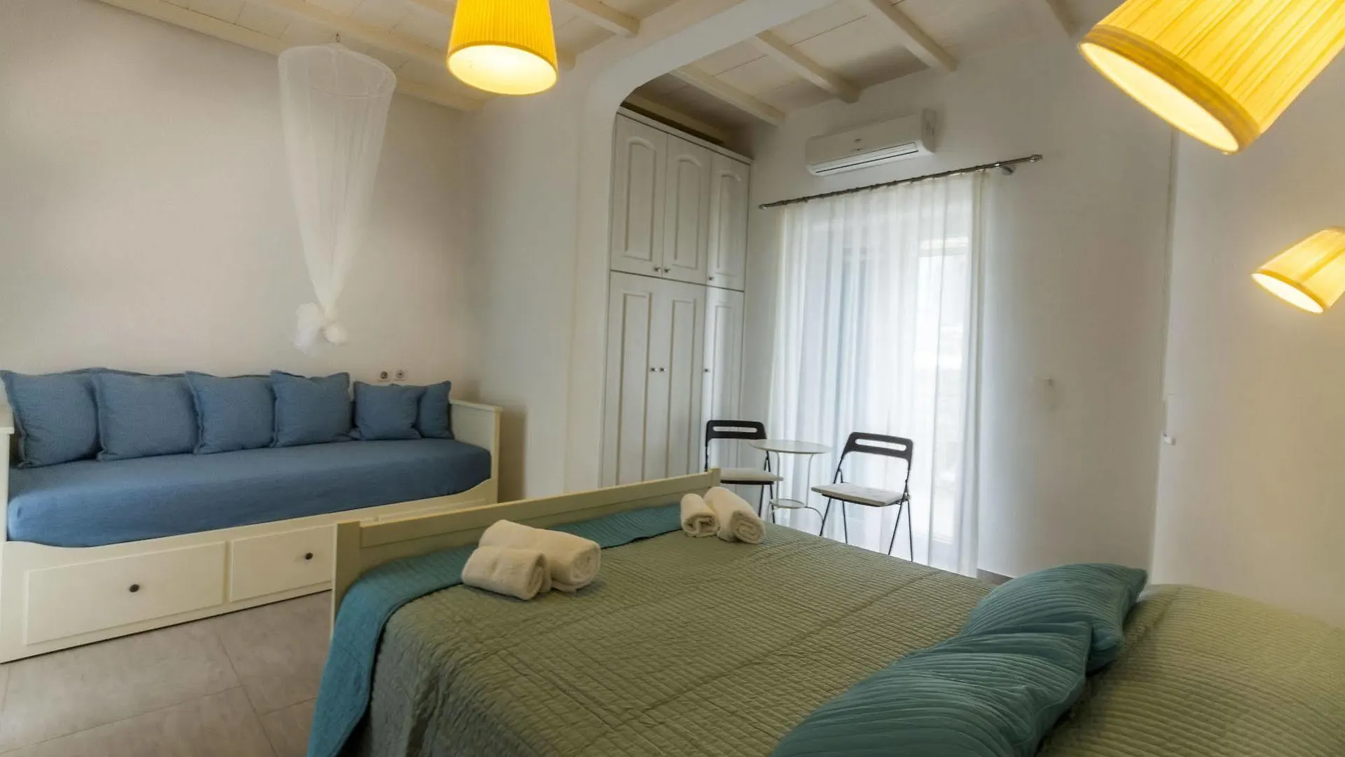 Lavish Suites 아파트 Agios Ioannis Diakoftis